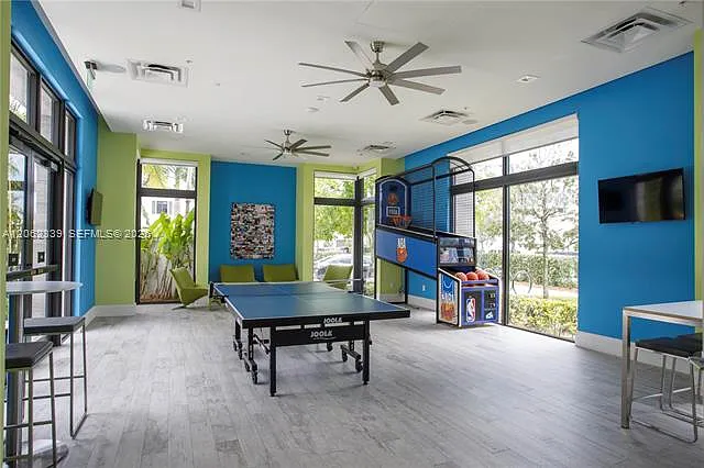 8001 NW 41st St #F06 — Photo 5
