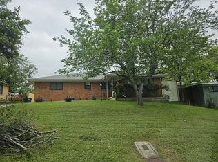 2309 Santa Cruz Dr, Dallas, TX 75227