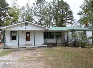 142 Persian Rd, Ward, AL 36922