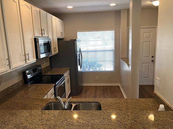 5th image of 10970 Savannah Wood Dr #153