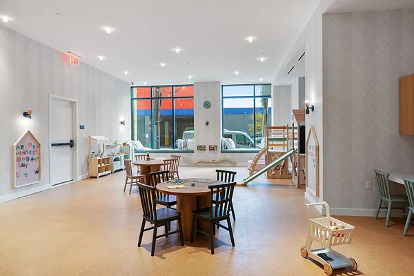 Rented by MNS | media 24