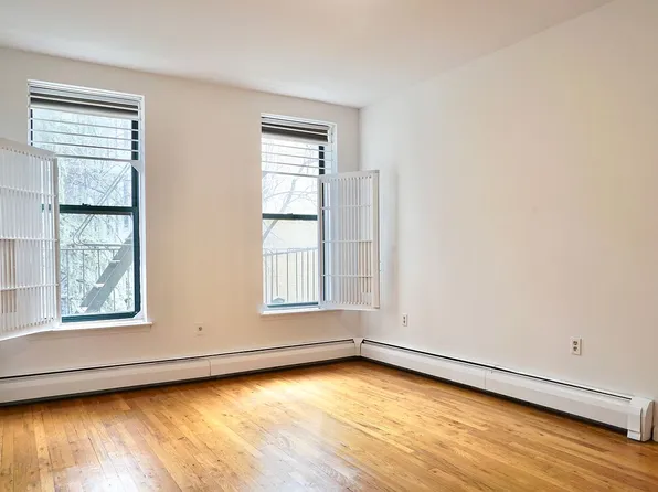 371 W 117th St APT 2E, New York, NY 10026