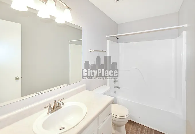 5639 Wood Hollow Dr — Photo 15