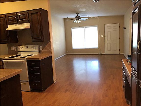 3rd image of 2917 Tampico Dr