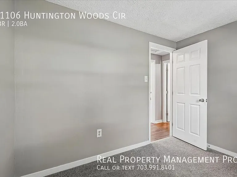 11106 Huntington Woods Cir — Photo 12