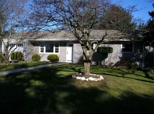 10 Wendy Ln, Toms River, NJ 08753