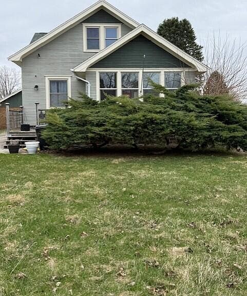 1st image of 406 Amanda St