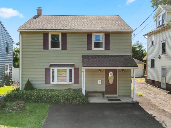 45 Avon St, Johnson City, NY 13790