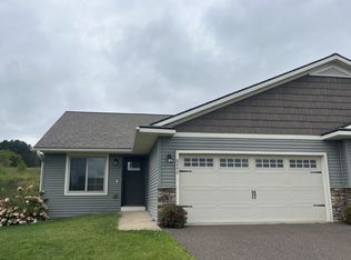 6242 Aspen Meadow Ct, Eau Claire, WI 54703
