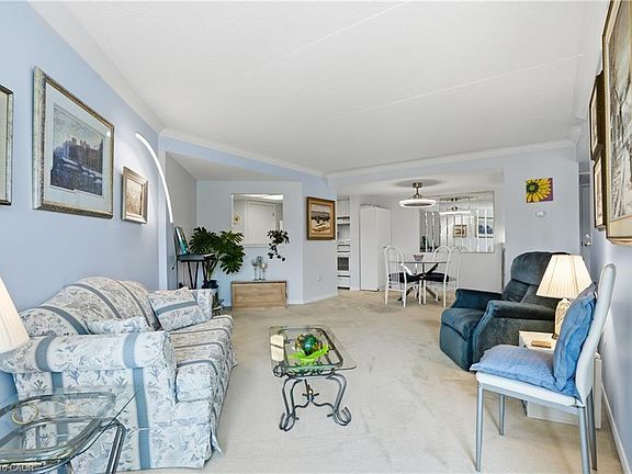 5th image of 3420 Frederick Ave #215
