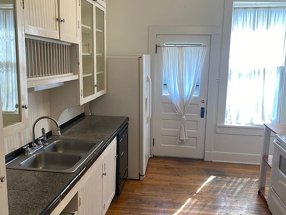 5th image of 713 S Lamar Blvd #1