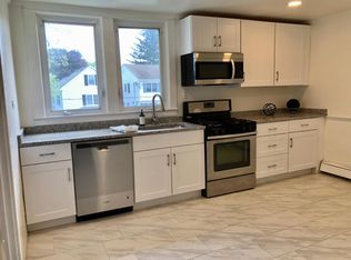 16 S New St #2, Greenwich, CT 06830