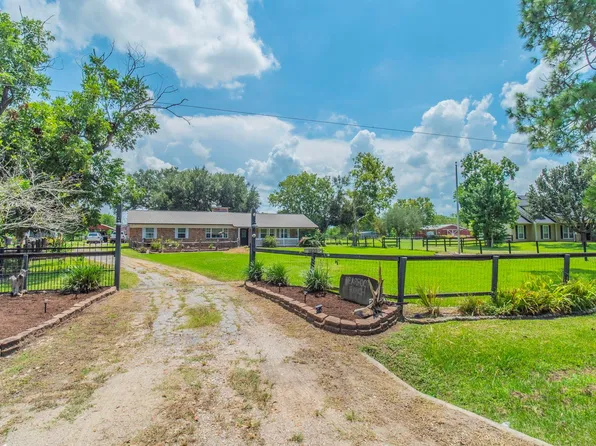 9235 Ruth Rd, Rosharon, TX 77583