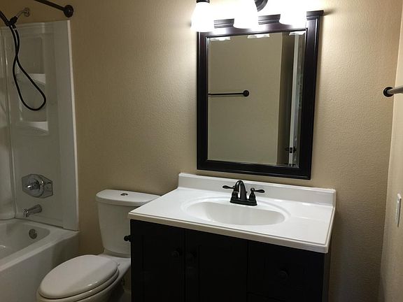 5th image of 1126 Cherry Ave APT 99