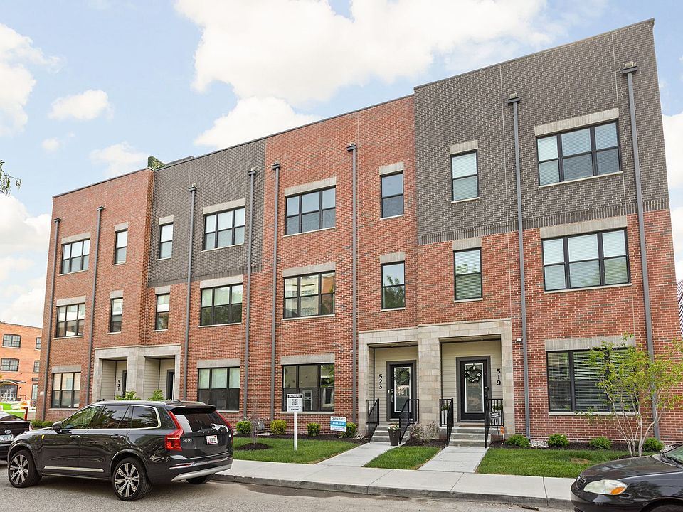 All Brick Exterior w Rooftop Deck