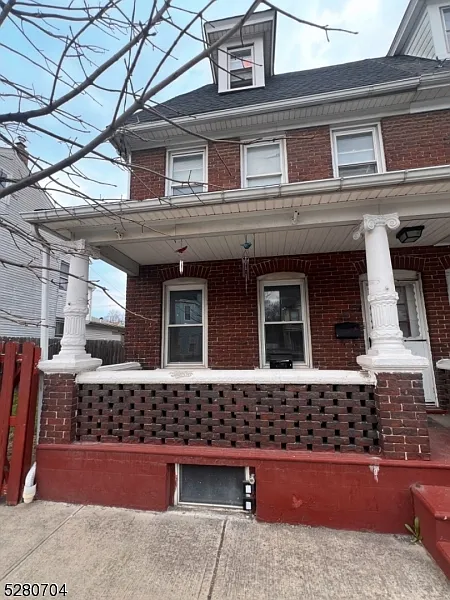 1 bed, 1.0 bath, $1,200 — Photo 1