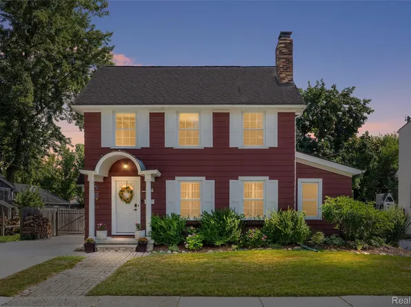 1208 Villa Rd, Birmingham, MI 48009