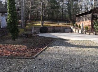 93 Hidden Valley Rd, Cleveland, GA 30528