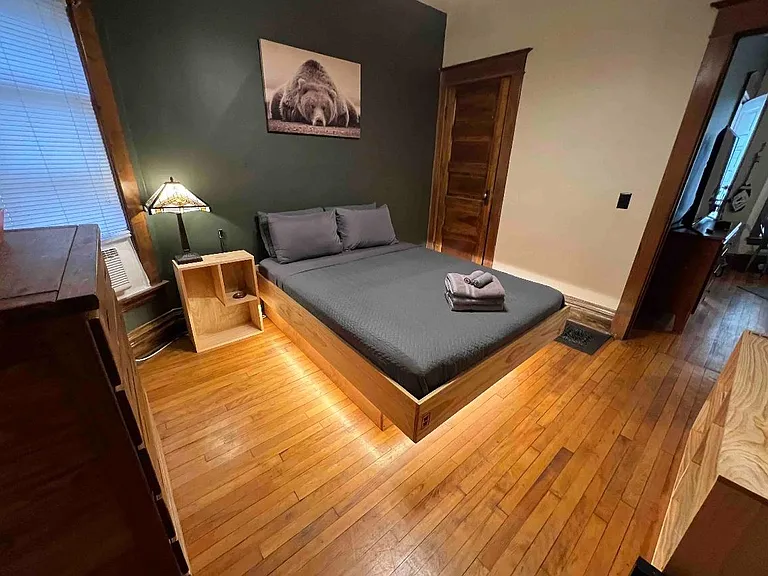 647 Fountain St NE #1 — Photo 2