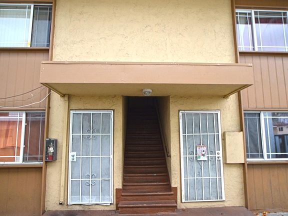 3rd image of 1322 Carnelian Dr