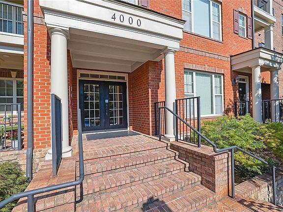 2nd image of 2300 Peachford Rd APT 4204