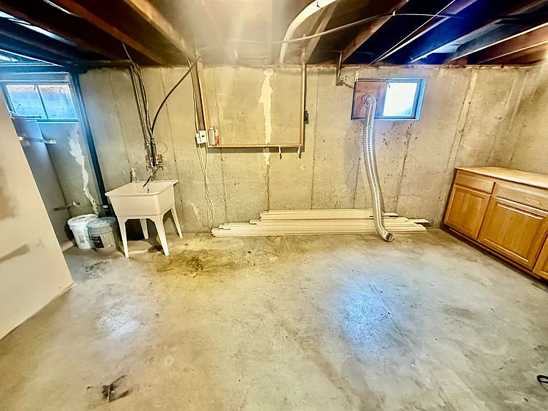 3907 E 11th Ave — Photo 18