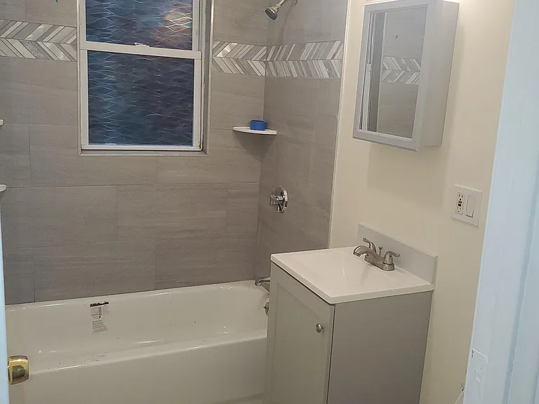 3964 Washington St #3 — Photo 2