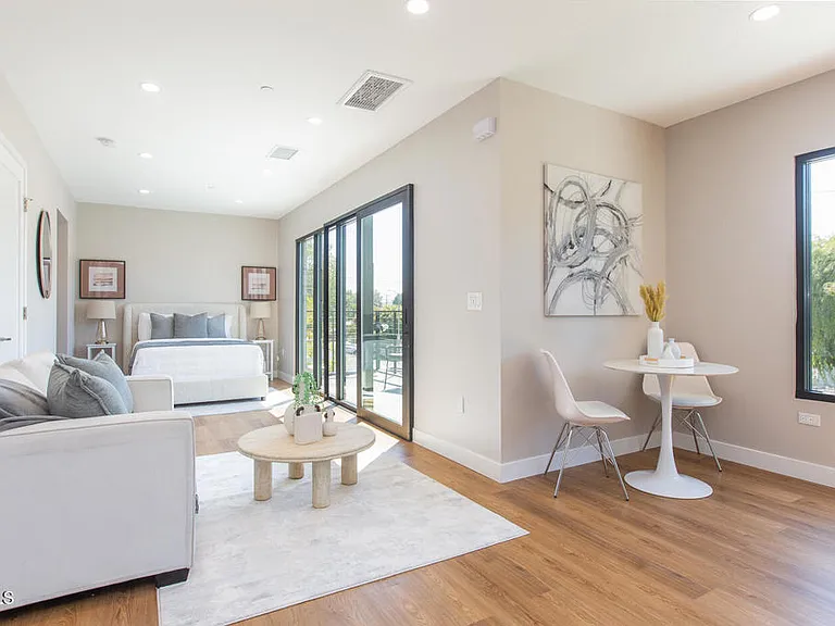 3682 Harriman Ave #1 — Photo 1