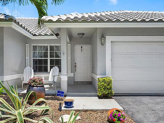 5th image of 5732 NW 48th Dr