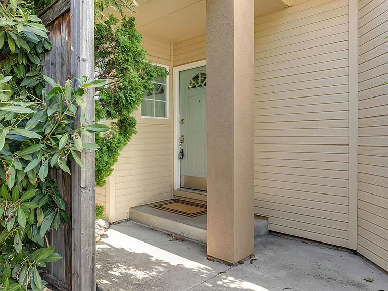 1817 S Colorado Ave — Photo 36