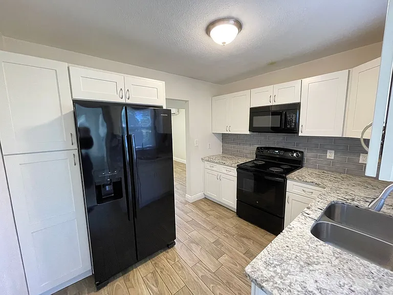 5122 Old Cheney Hwy — Photo 7