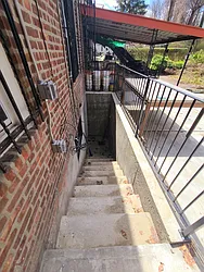 Rented by Metro Garden Realty NYC