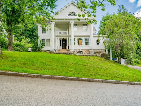 18 Locust Hill, Limerick, ME 04048