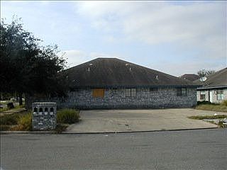 1st image of 2701 N 31st St