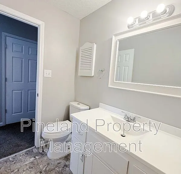 374 Wilder Dr — Photo 20