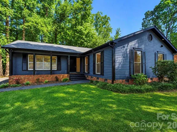 1440 McIlroy Rd, Charlotte, NC 28212