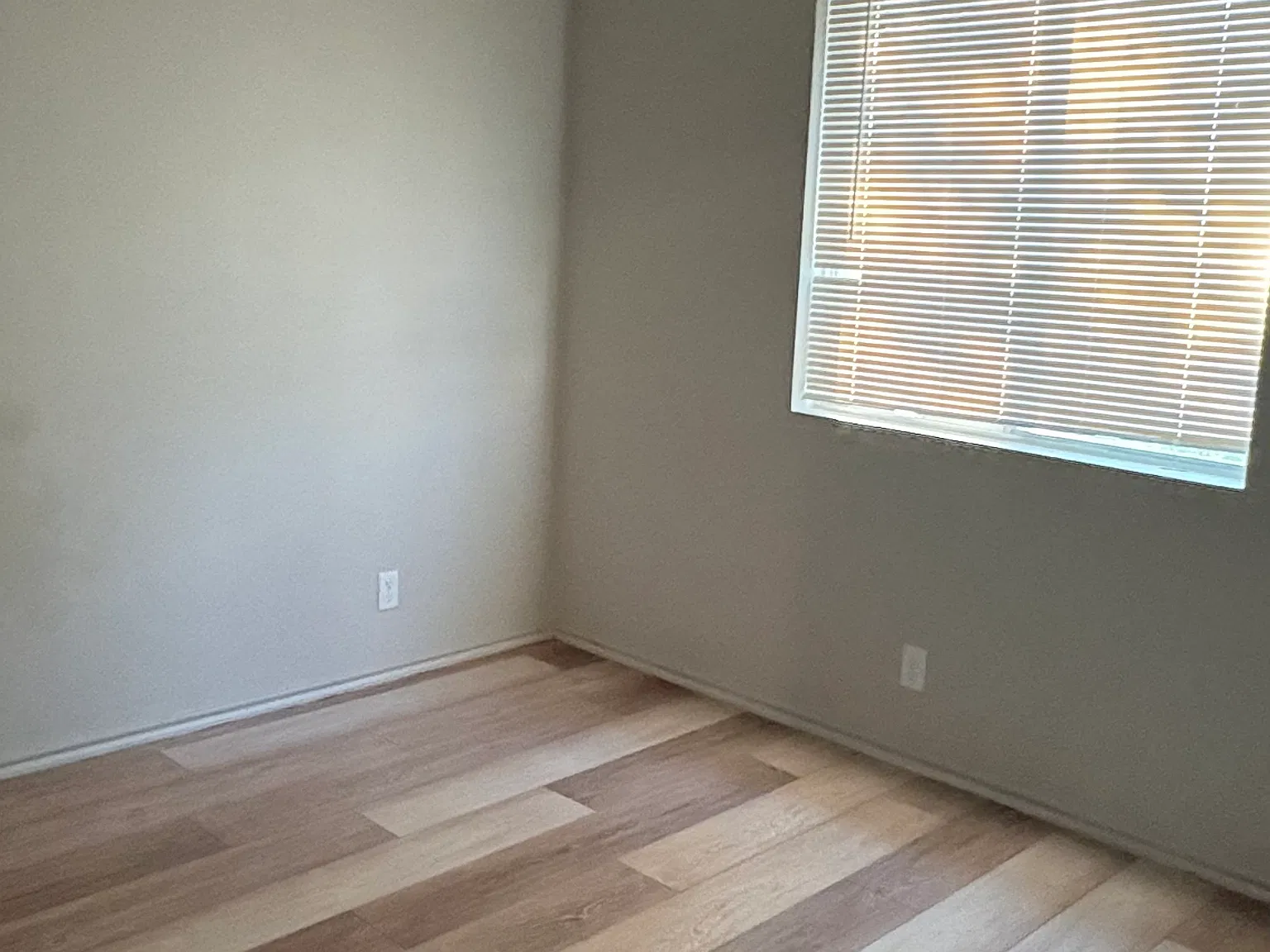 4 bed, 2.5 bath, 1346 sqft, $2,000 — Photo 4