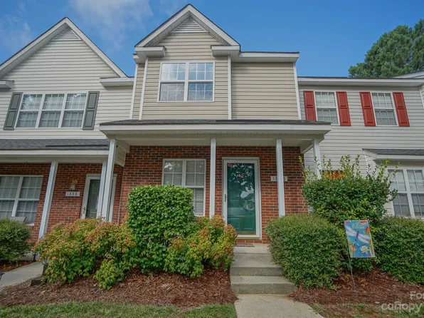 1846 Birch Heights Ct, Charlotte, NC 28213