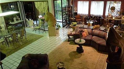 2nd image of 2000 S Bayshore Dr APT 23
