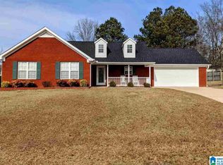 160 Cassy Cir, Jemison, AL 35085