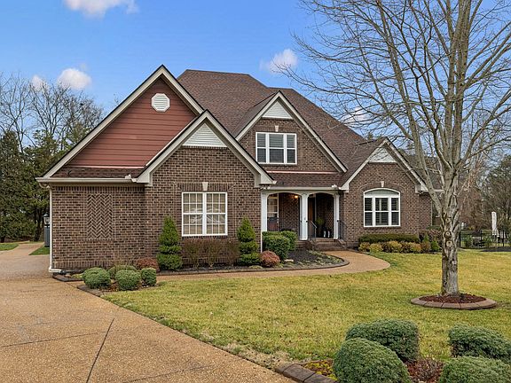 4th image of 1006 Autumn Ridge Ct