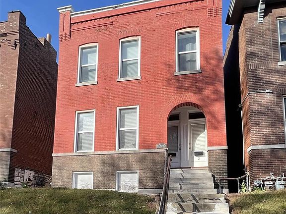 2nd image of 3735 Virginia Ave