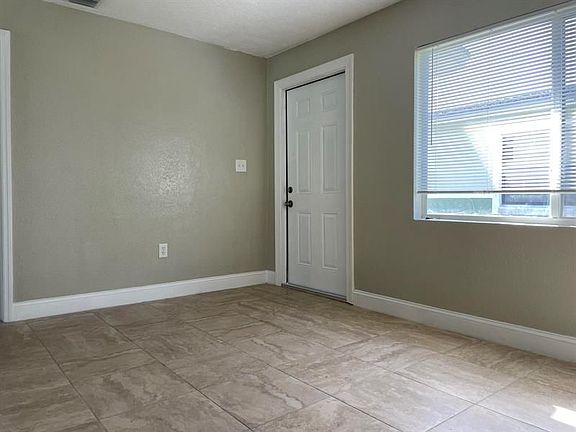 5th image of 1509 N 16th St Unit A