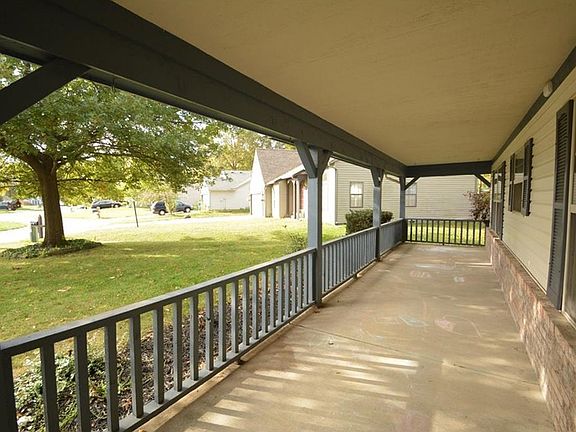 2nd image of 6514 Pergola Ln