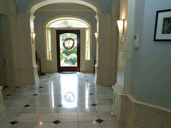 2nd image of 414 Oakwood Ave
