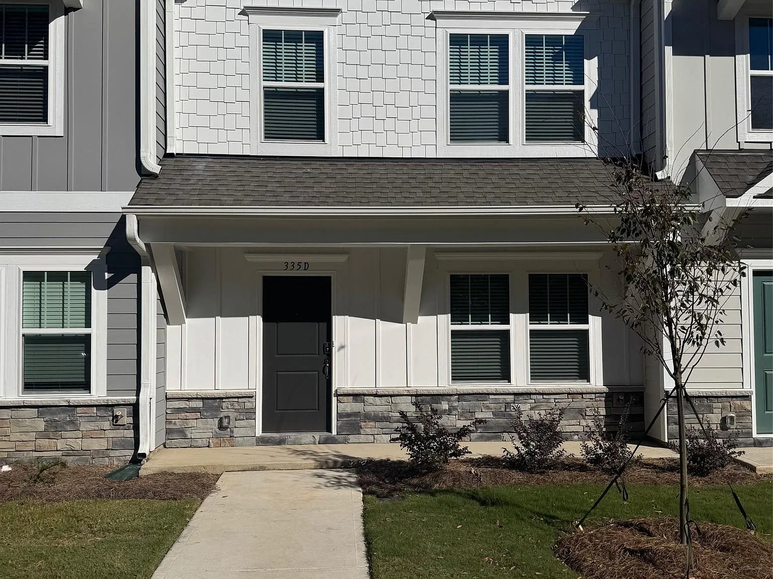 3 bed, 2.5 bath, 1398 sqft, $2,500 — Photo 1