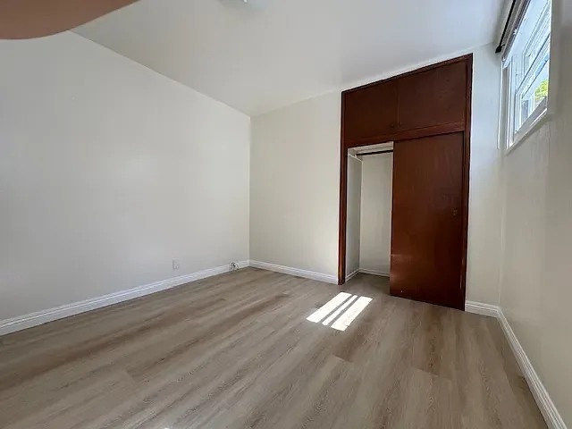 184 Moss Way #B — Photo 10