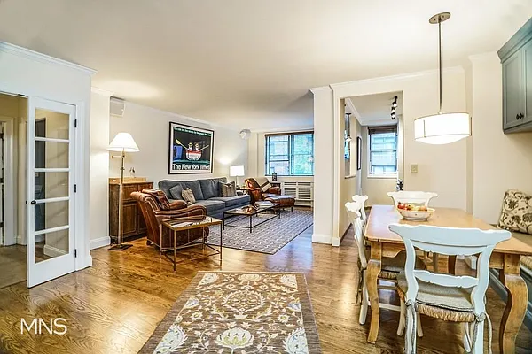 Rented by MNS | media 20