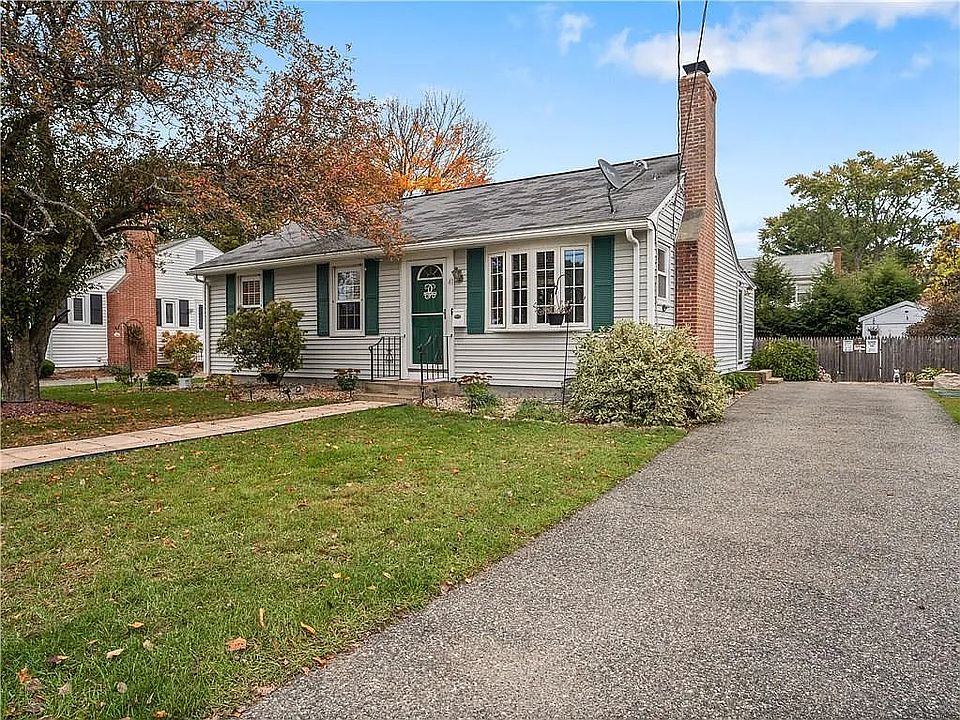1st image of 41 Maplecrest Dr