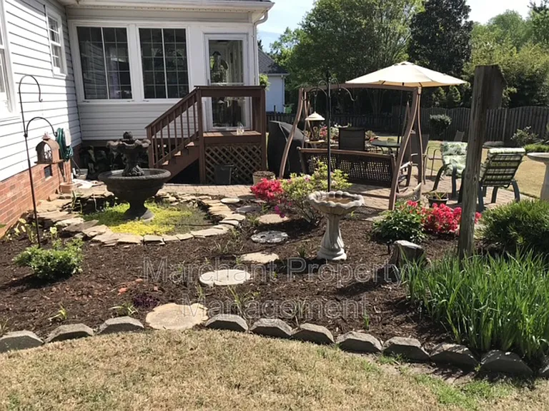 8 Capstone Ct — Photo 7